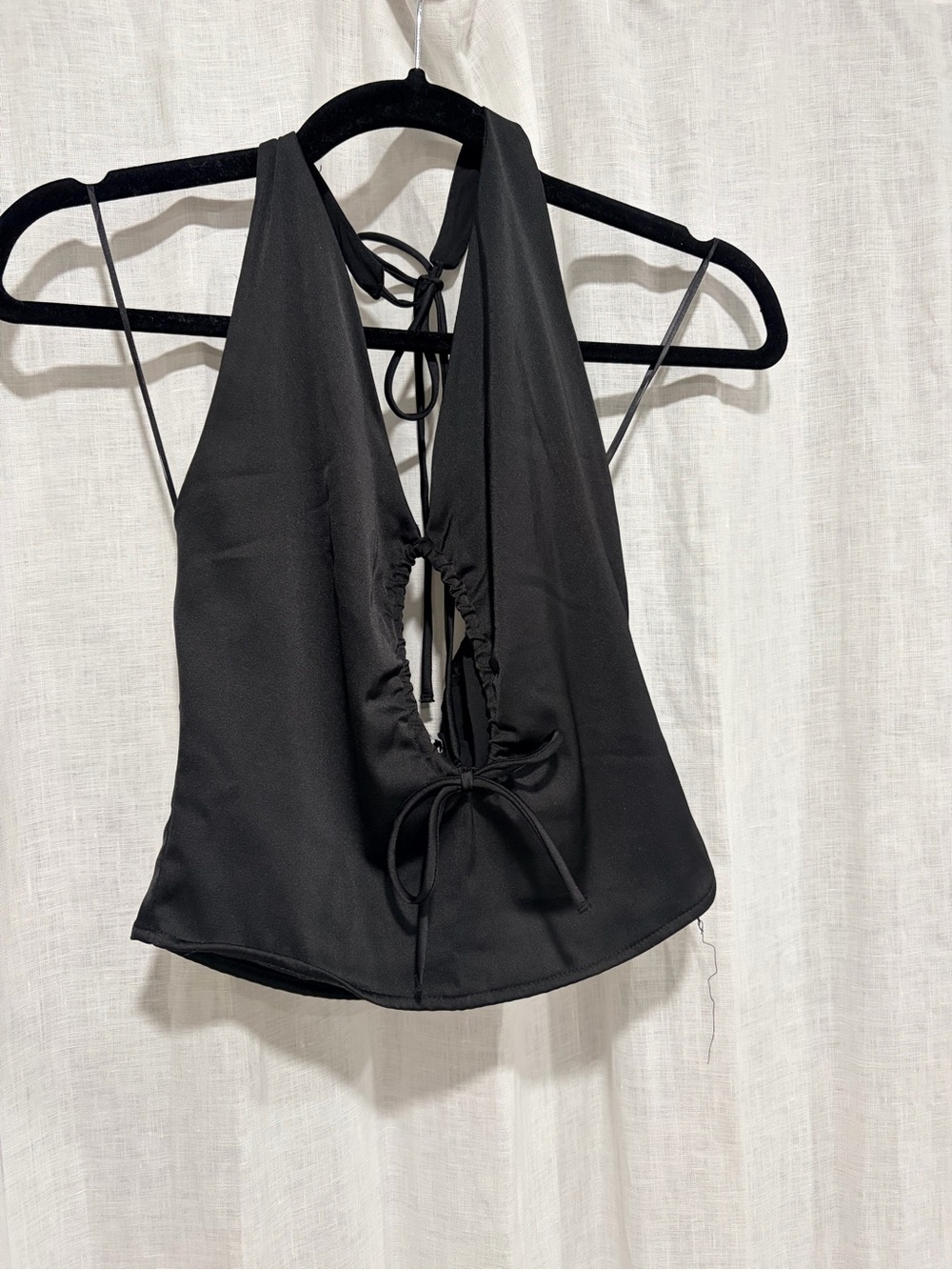Abercrombie & Fitch Black Halter Tie-Front Cutout Top